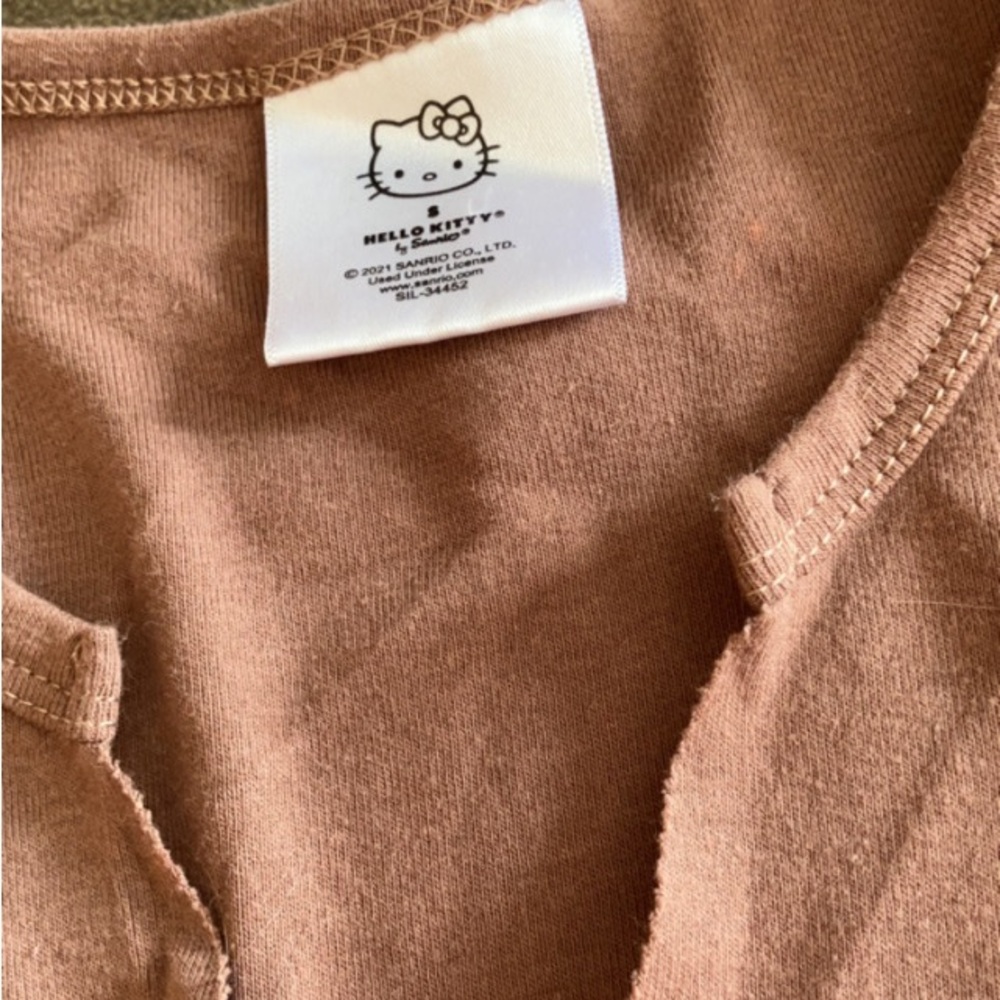 Hello Kitty PJ Set - Picture 3 of 3